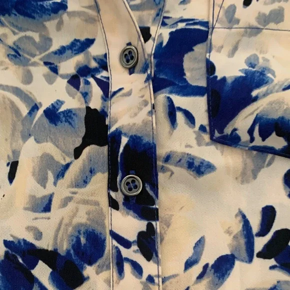 The Limited Blue and Cream Long Sleeve Floral Shirt Dress - Picture 5 of 9